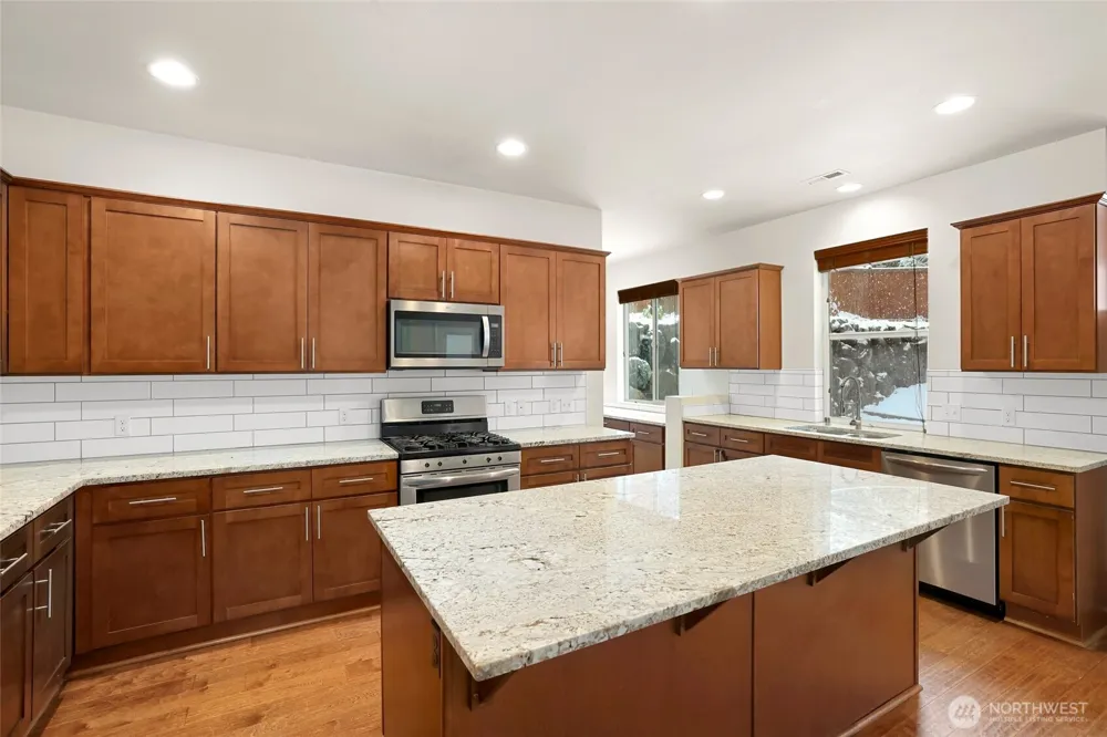 32214 50th Court S Auburn, WA 98001