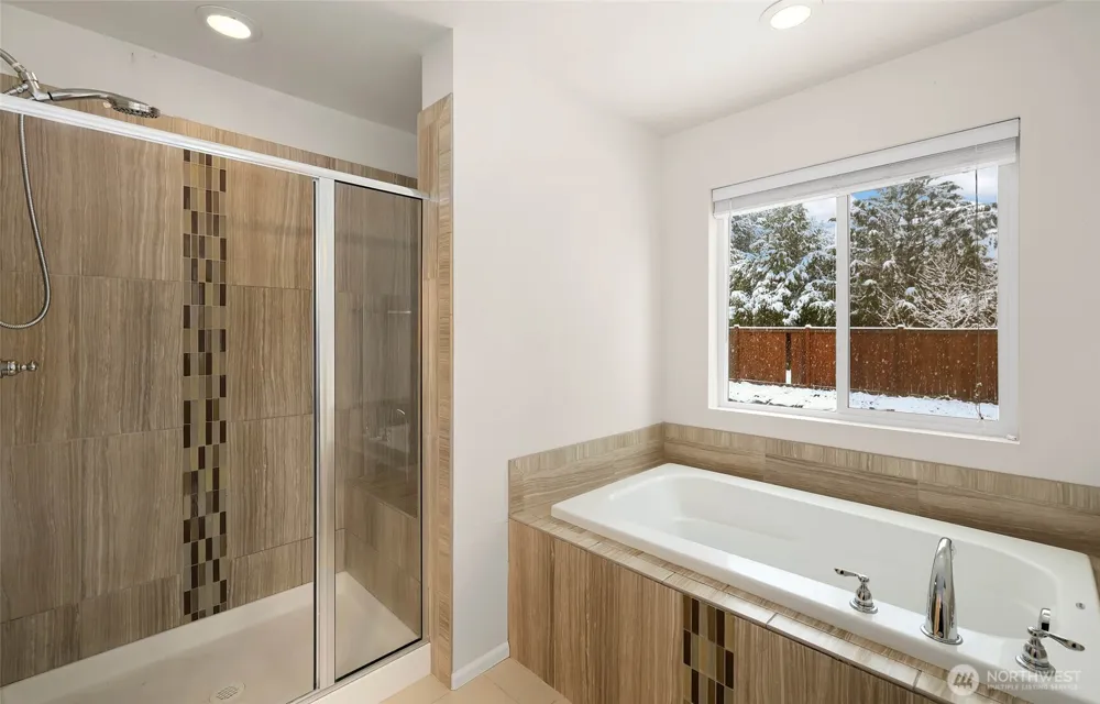 32214 50th Court S Auburn, WA 98001