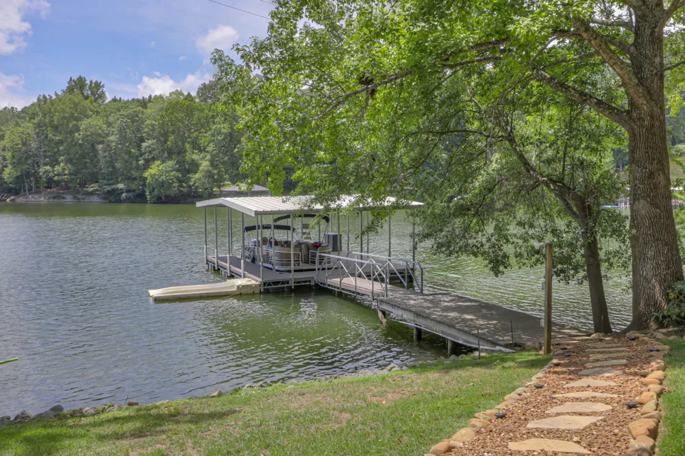 117 Lake St Estill Springs, TN 37330