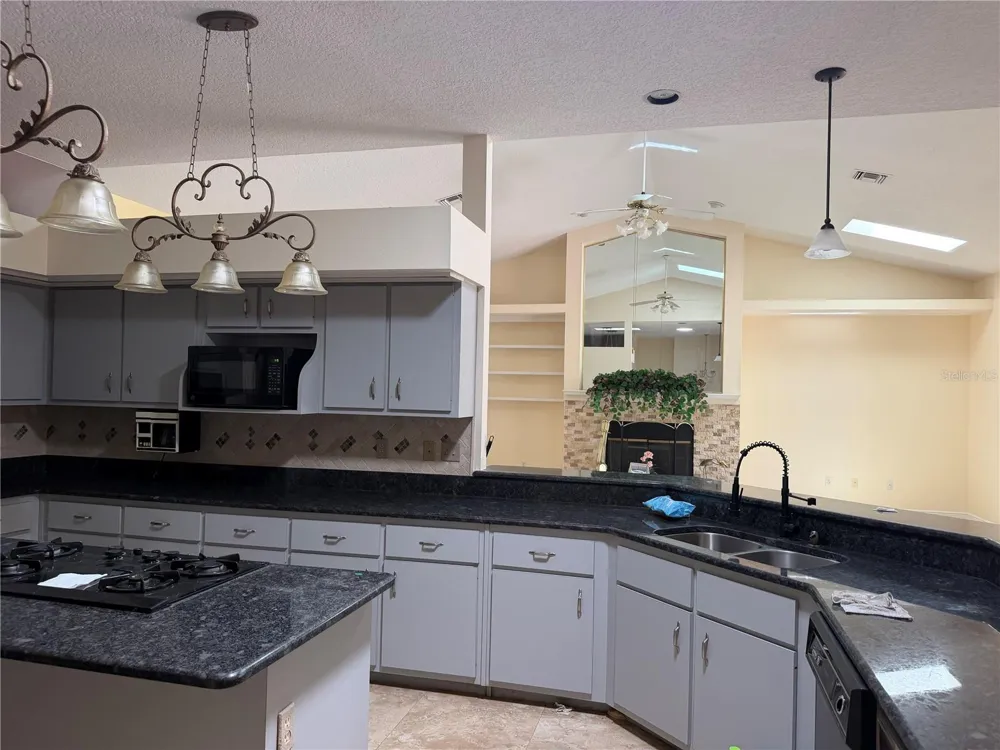 1760 LAKE TERRACE DR Eustis, FL 32726