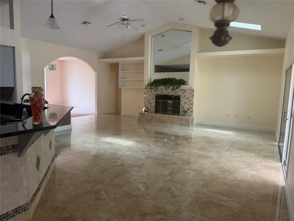 1760 LAKE TERRACE DR Eustis, FL 32726