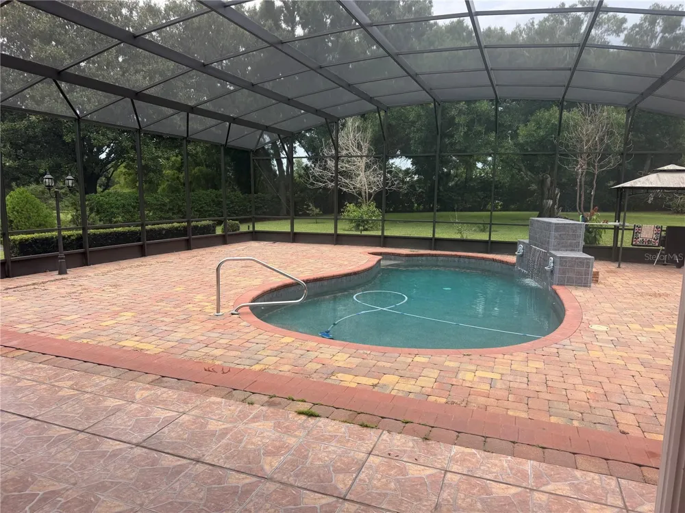 1760 LAKE TERRACE DR Eustis, FL 32726