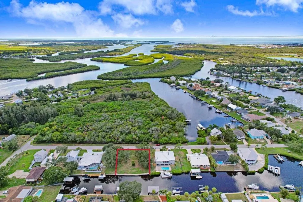 406 14TH STREET SW Ruskin, FL 33570