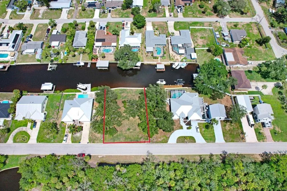 406 14TH STREET SW Ruskin, FL 33570
