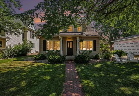 609 13th Street W