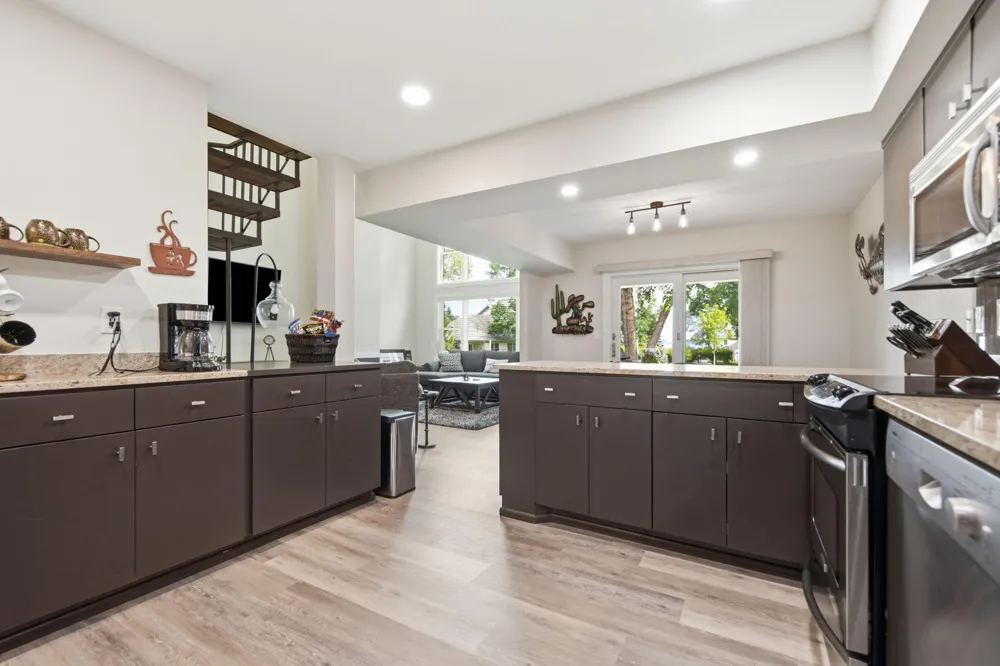 845 8th Avenue SE Forest Lake, MN 55025