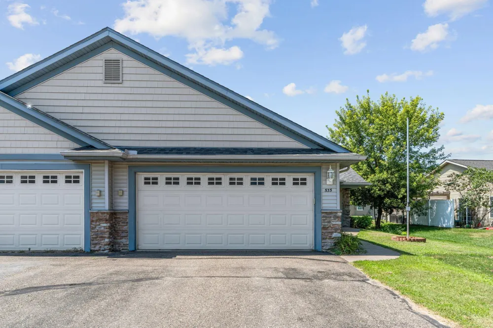 535 Meadows Drive Hammond, WI 54015