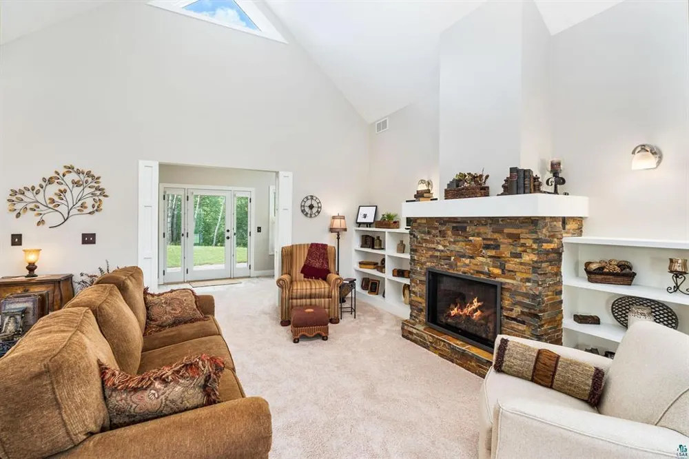 4911 Greystone Street Hermantown, MN 55811