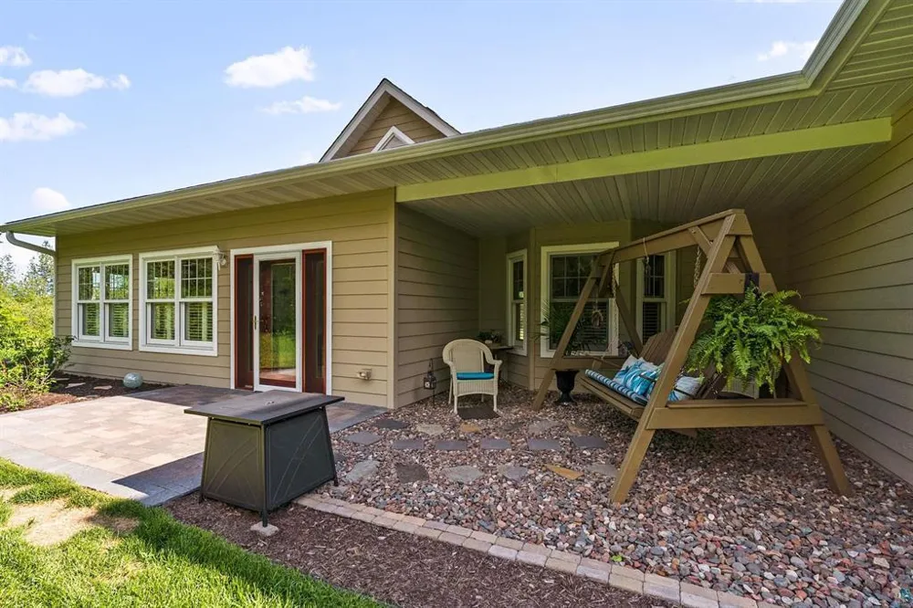 4911 Greystone Street Hermantown, MN 55811
