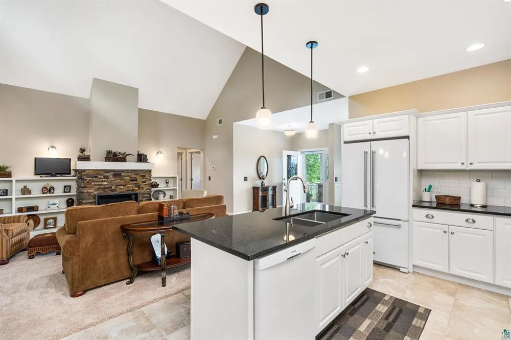 4911 Greystone Street Hermantown, MN 55811