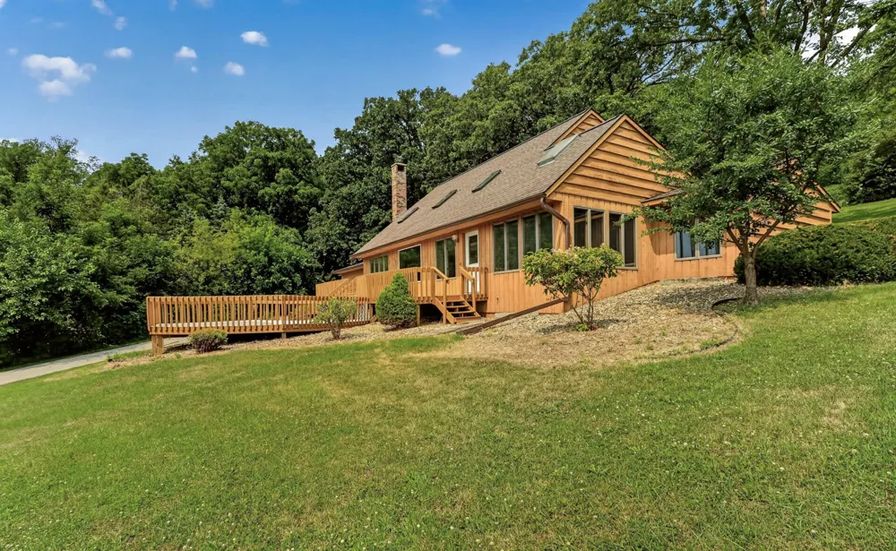 1007 Sunset Road Preston, MN 55965