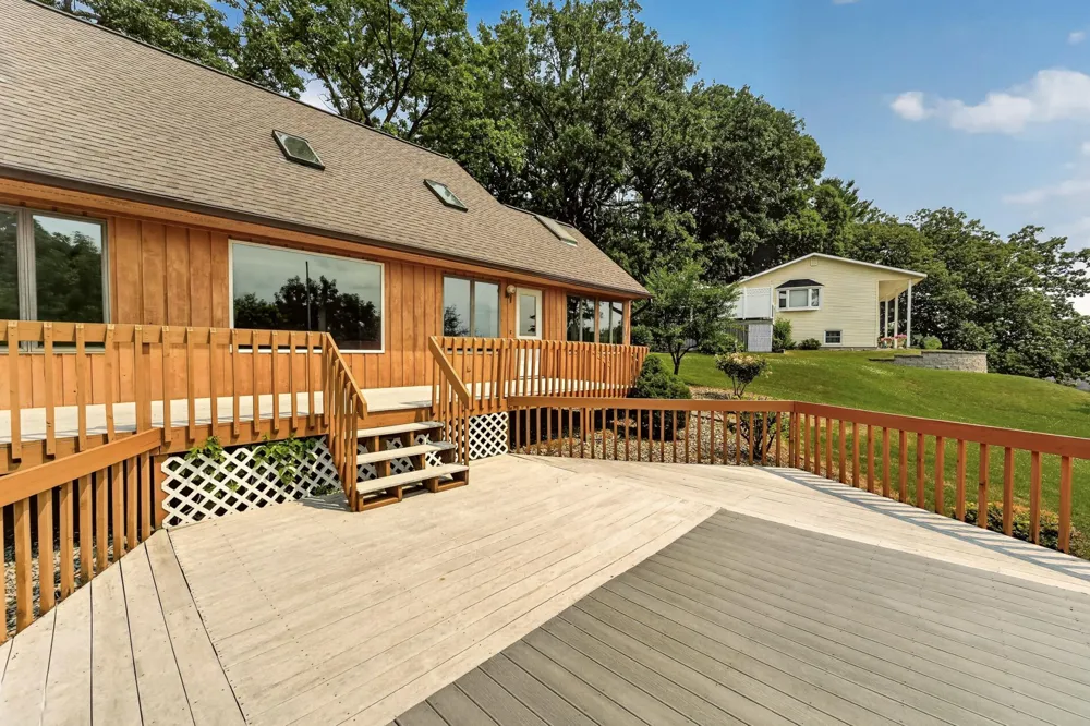 1007 Sunset Road Preston, MN 55965