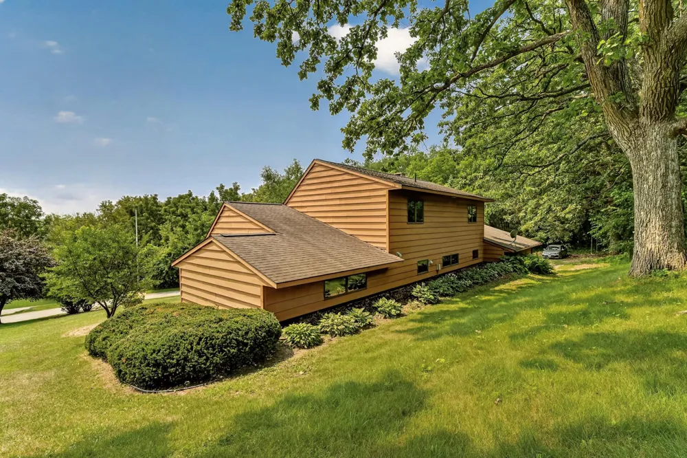 1007 Sunset Road Preston, MN 55965