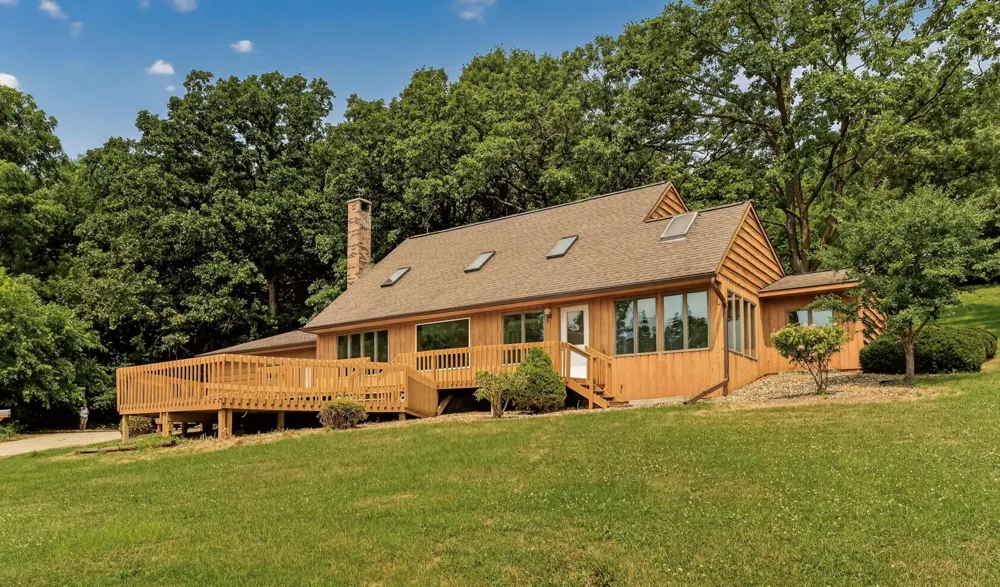 1007 Sunset Road Preston, MN 55965
