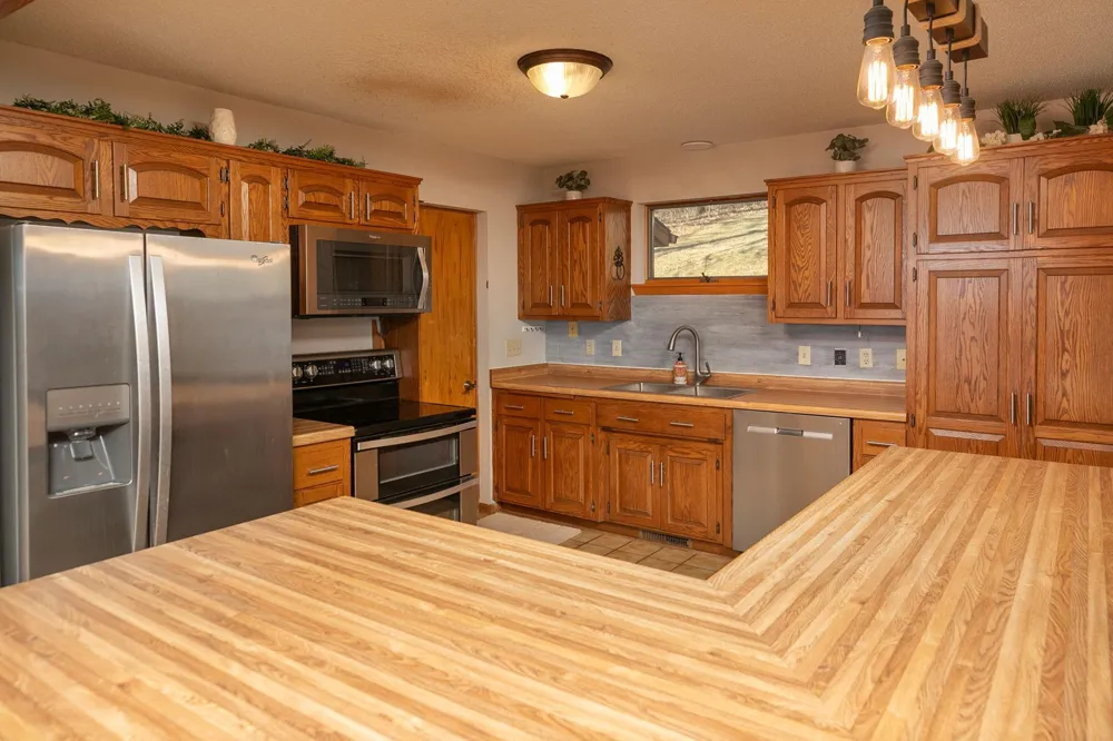 1007 Sunset Road Preston, MN 55965