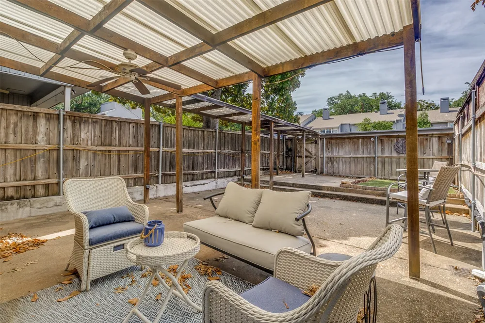7618 Pebblestone Drive Dallas, TX 75230