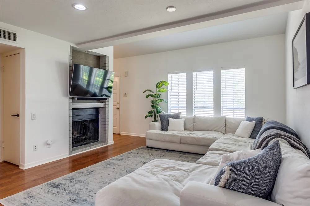 7618 Pebblestone Drive Dallas, TX 75230
