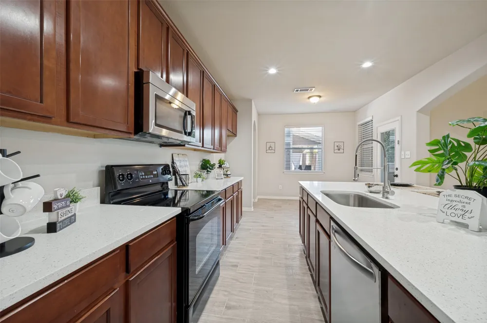 1604 Goodwin Drive Providence Village, TX 76227
