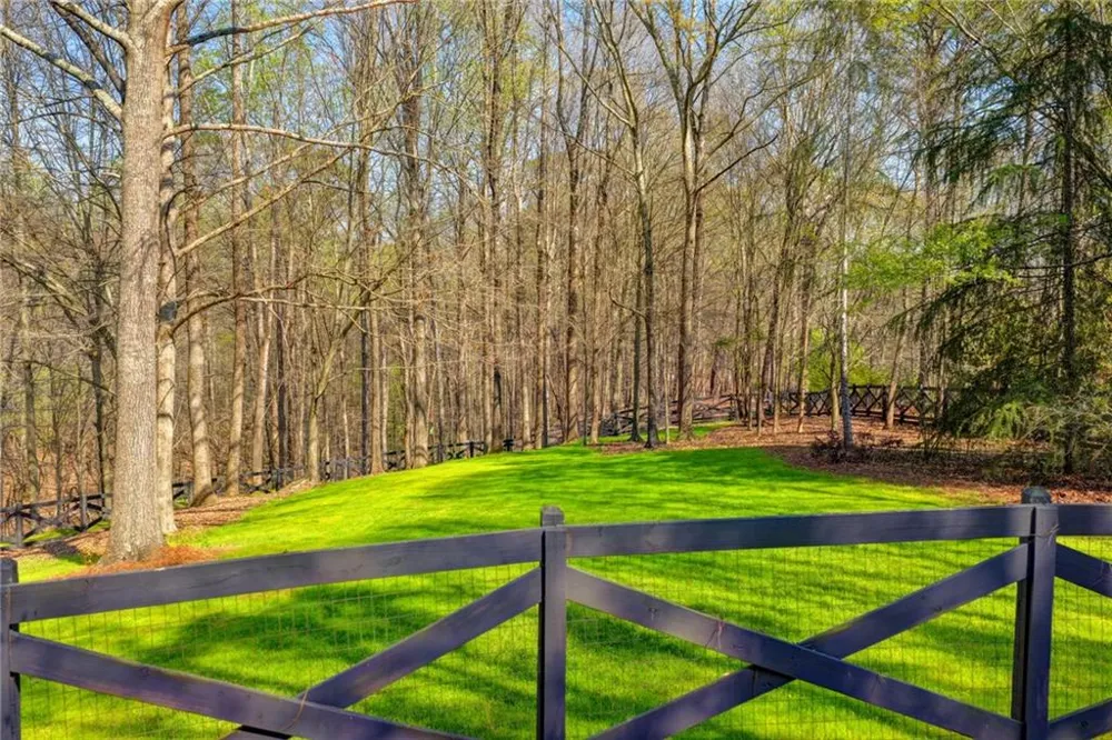 2435 Southers Circle Suwanee, GA 30024