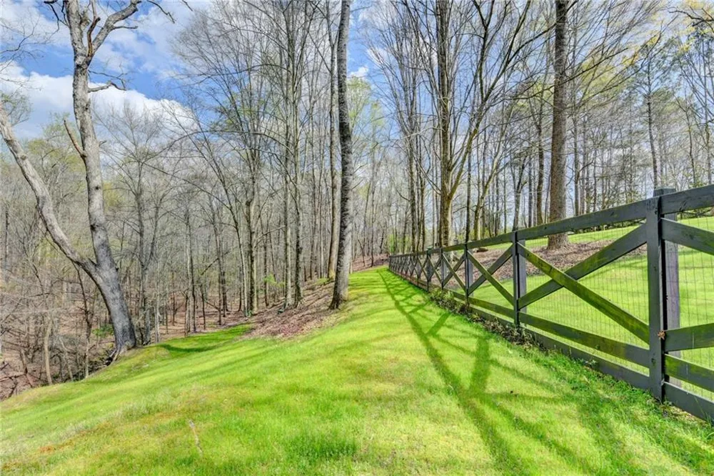2435 Southers Circle Suwanee, GA 30024