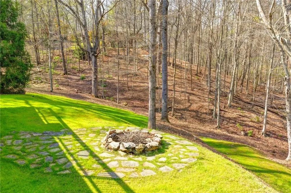 2435 Southers Circle Suwanee, GA 30024