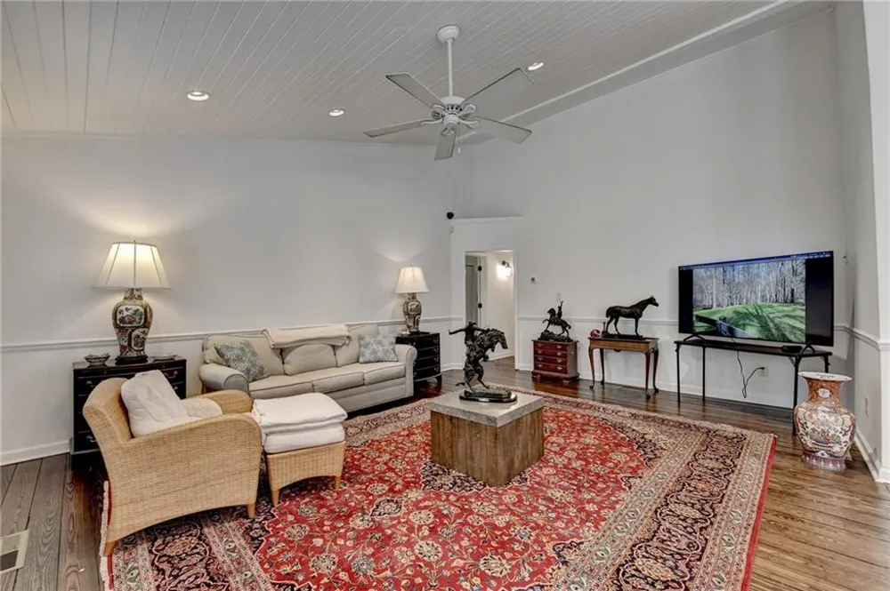2435 Southers Circle Suwanee, GA 30024