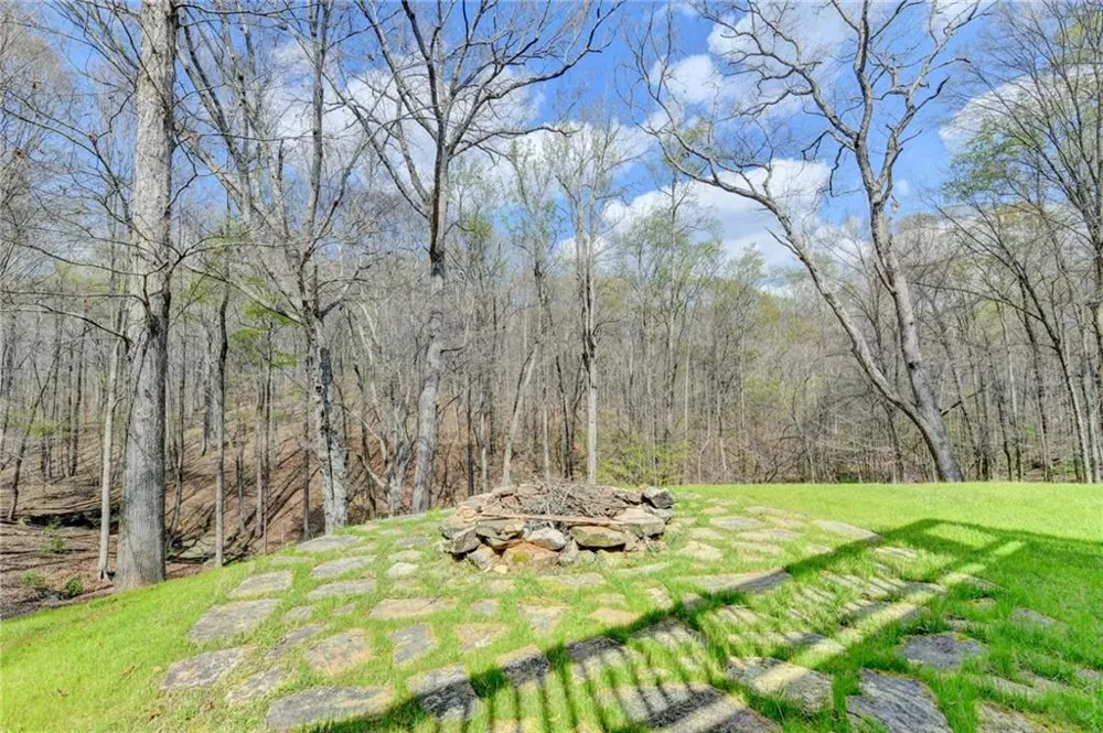 2435 Southers Circle Suwanee, GA 30024