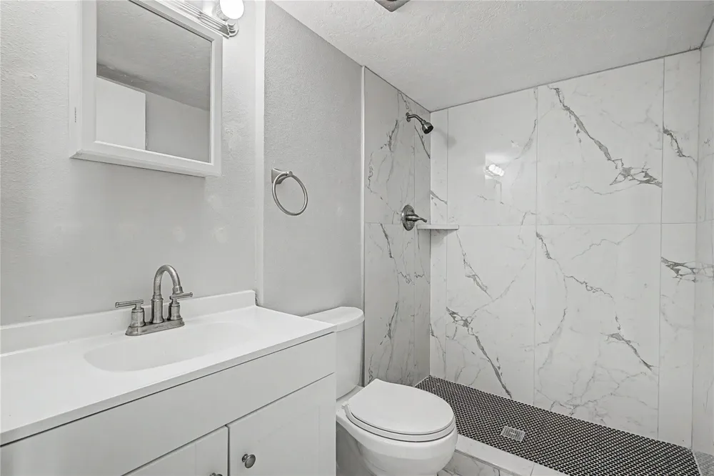 325 Carolcrest Lane #3 Livingston, TX 77351