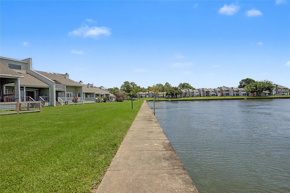 325 Carolcrest Lane #3 Livingston, TX 77351