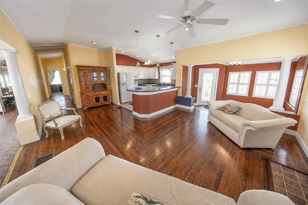 3873 S ATLANTIC AVENUE Daytona Beach Shores, FL 32118