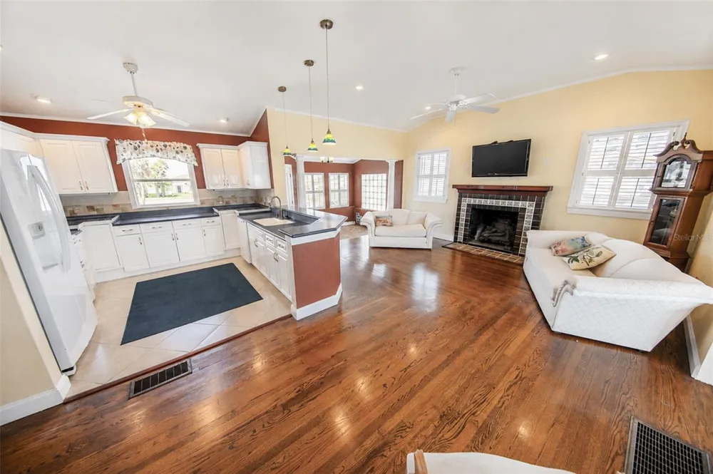 3873 S ATLANTIC AVENUE Daytona Beach Shores, FL 32118