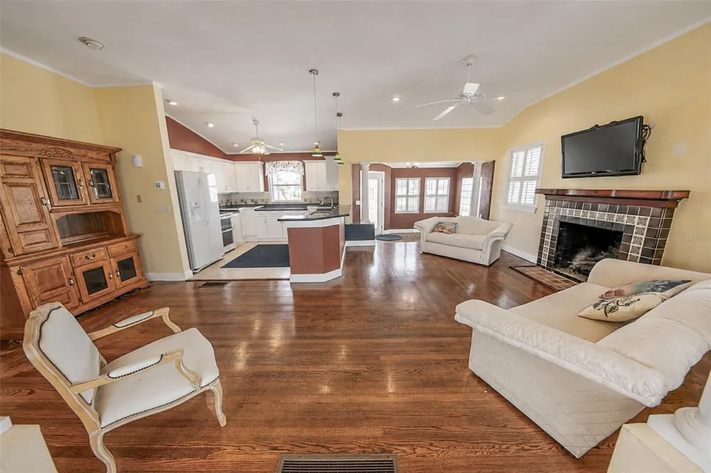 3873 S ATLANTIC AVENUE Daytona Beach Shores, FL 32118