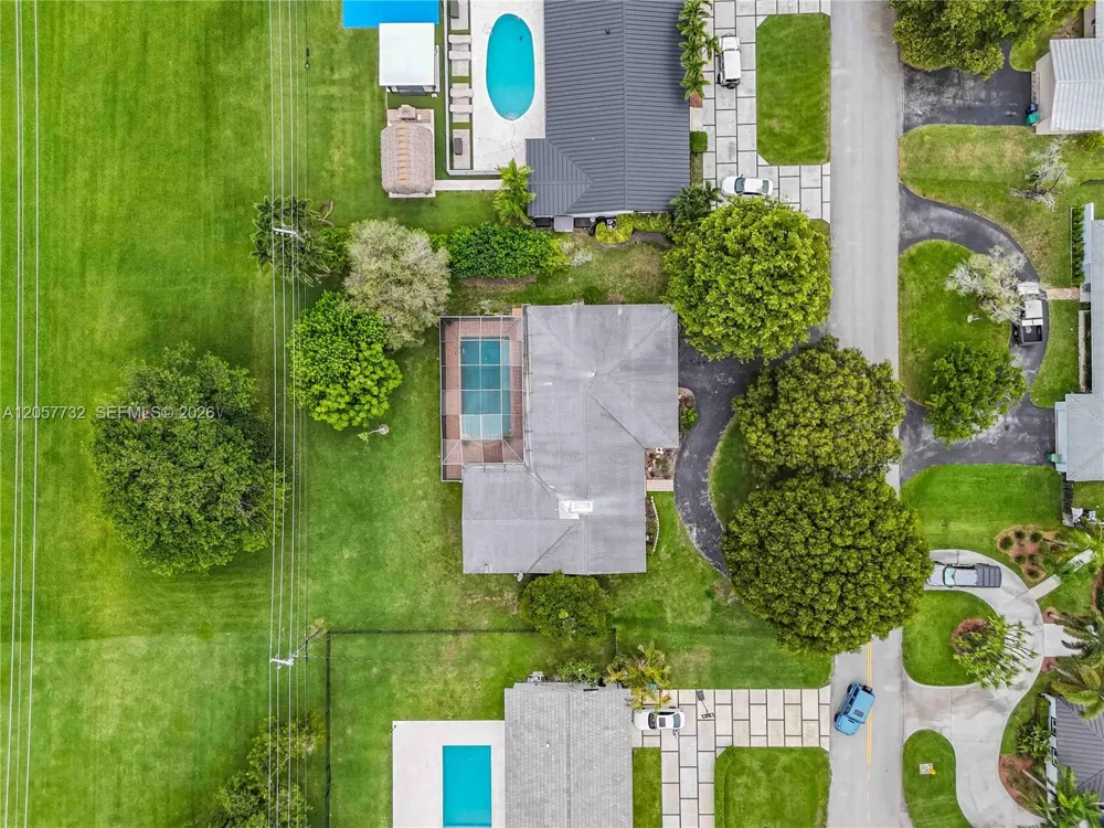 8010 SW 139th Ter Palmetto Bay, FL 33158
