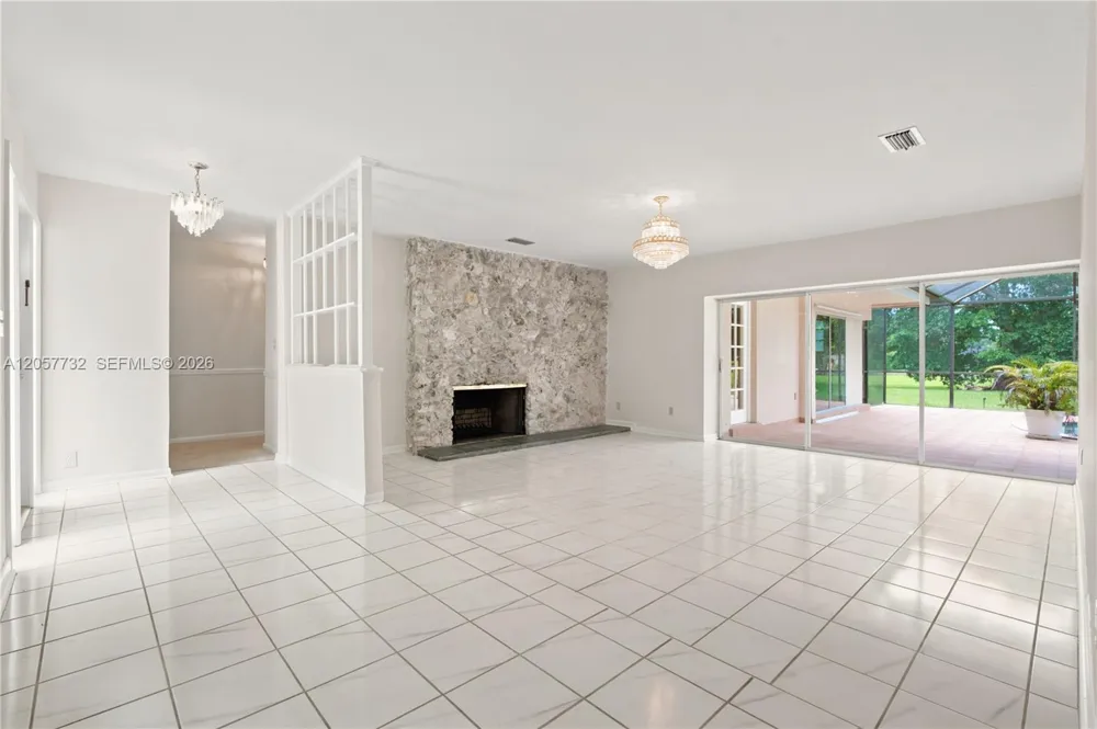 8010 SW 139th Ter Palmetto Bay, FL 33158