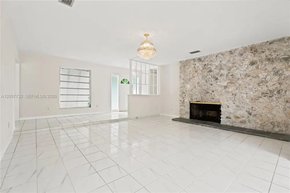 8010 SW 139th Ter Palmetto Bay, FL 33158