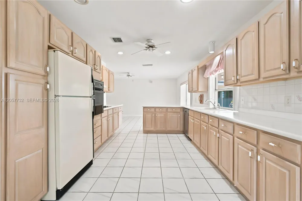 8010 SW 139th Ter Palmetto Bay, FL 33158