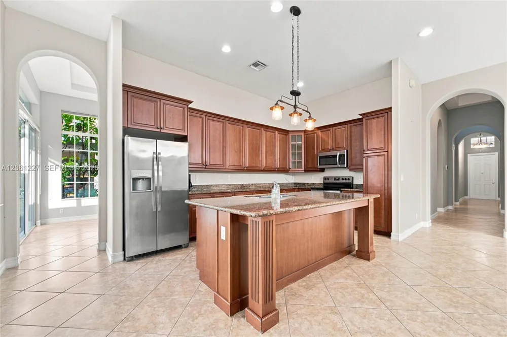 10726 NW 80th Cir Parkland, FL 33076