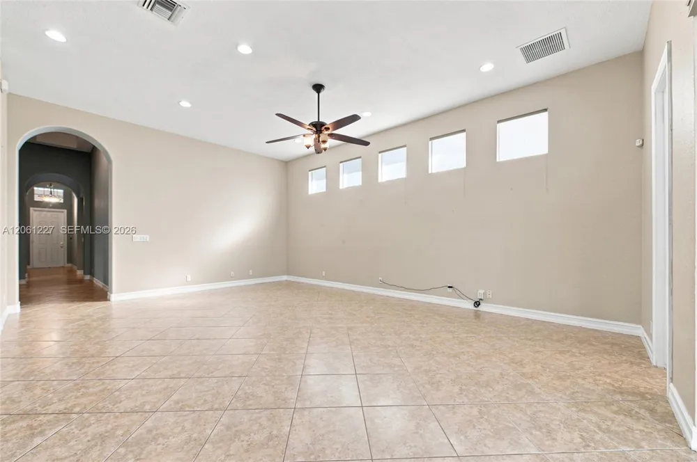 10726 NW 80th Cir Parkland, FL 33076