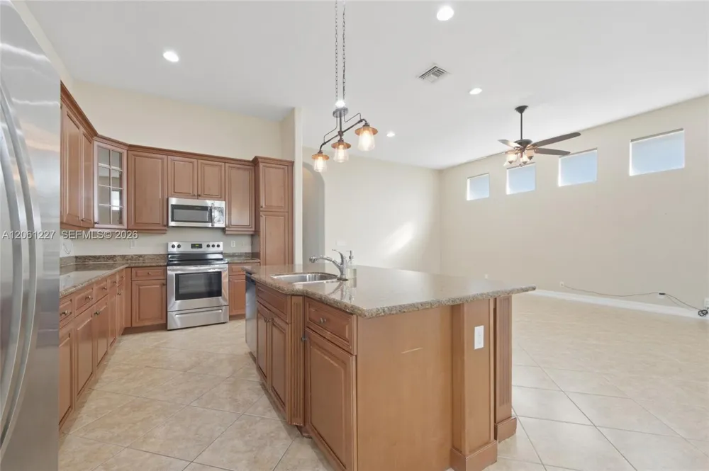10726 NW 80th Cir Parkland, FL 33076