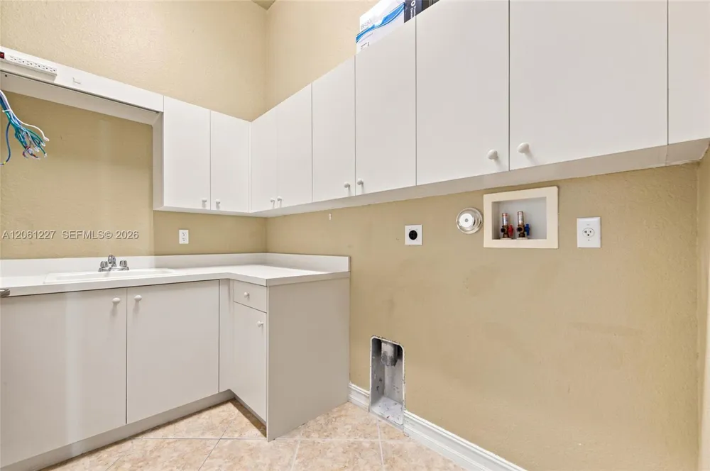 10726 NW 80th Cir Parkland, FL 33076