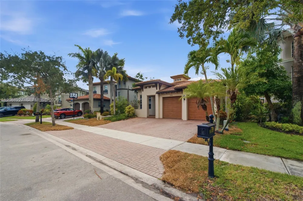10726 NW 80th Cir Parkland, FL 33076