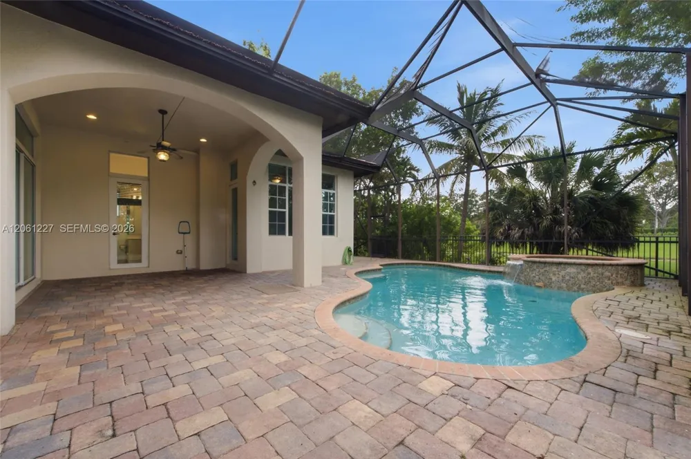 10726 NW 80th Cir Parkland, FL 33076
