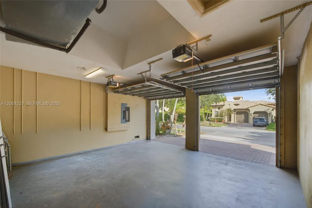 10726 NW 80th Cir Parkland, FL 33076