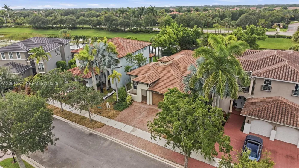 10726 NW 80th Cir Parkland, FL 33076