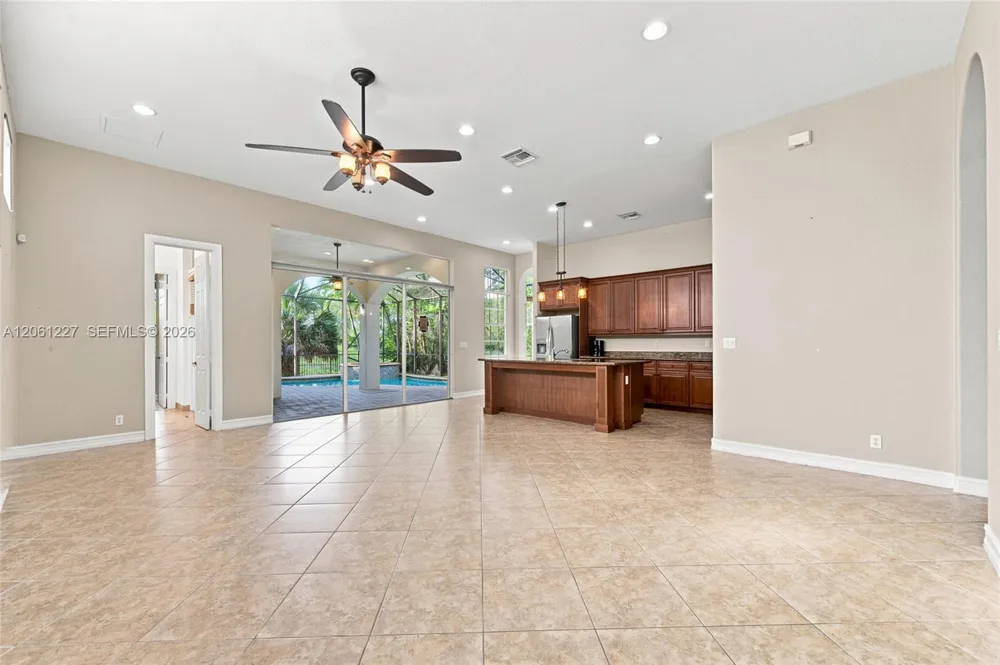 10726 NW 80th Cir Parkland, FL 33076