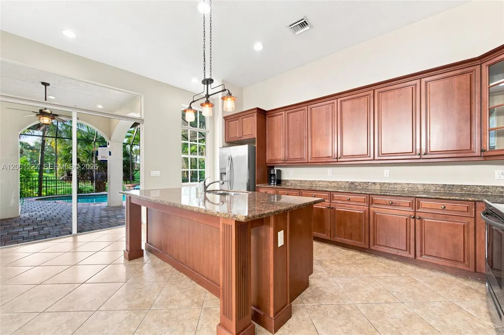10726 NW 80th Cir Parkland, FL 33076