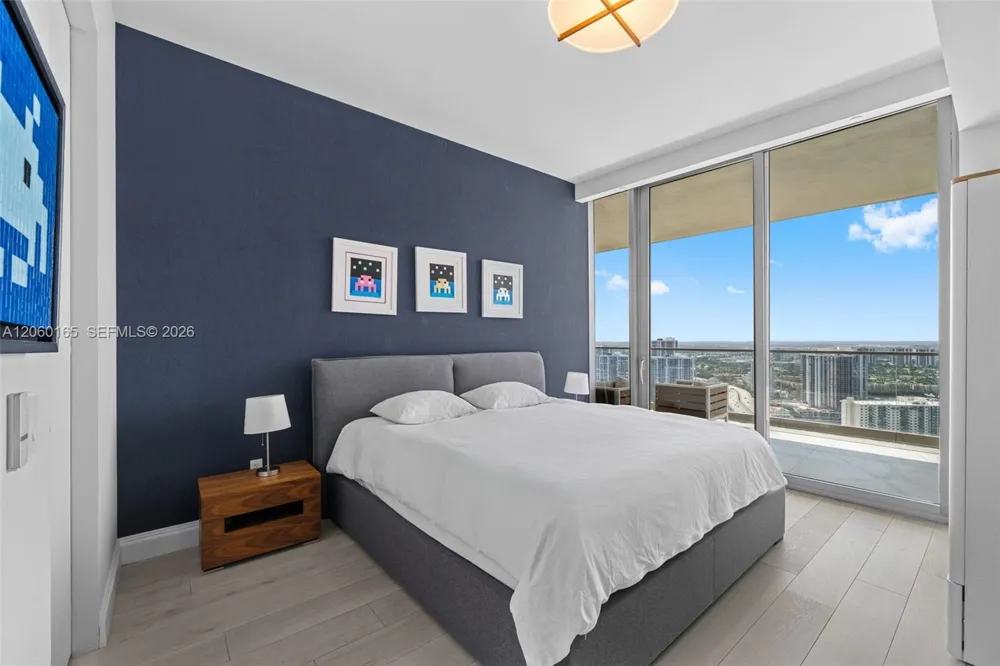 18975 Collins Ave #3303 Sunny Isles Beach, FL 33160