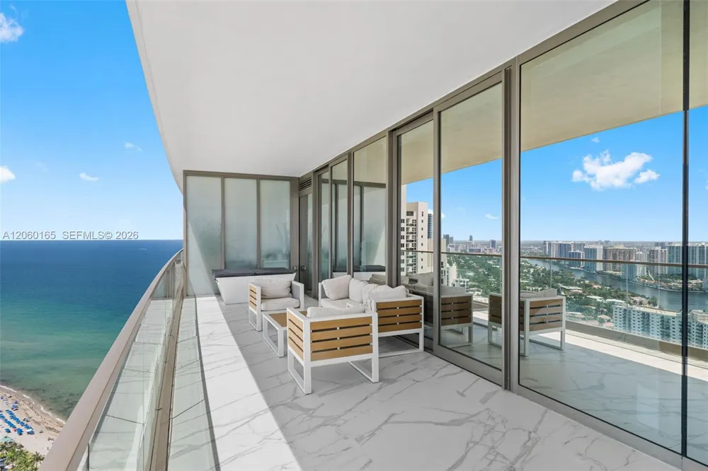 18975 Collins Ave #3303 Sunny Isles Beach, FL 33160