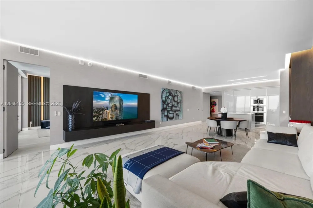 18975 Collins Ave #3303 Sunny Isles Beach, FL 33160