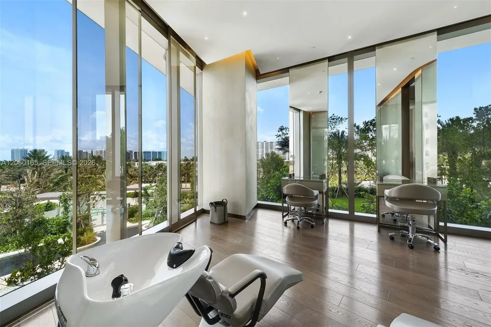 18975 Collins Ave #3303 Sunny Isles Beach, FL 33160